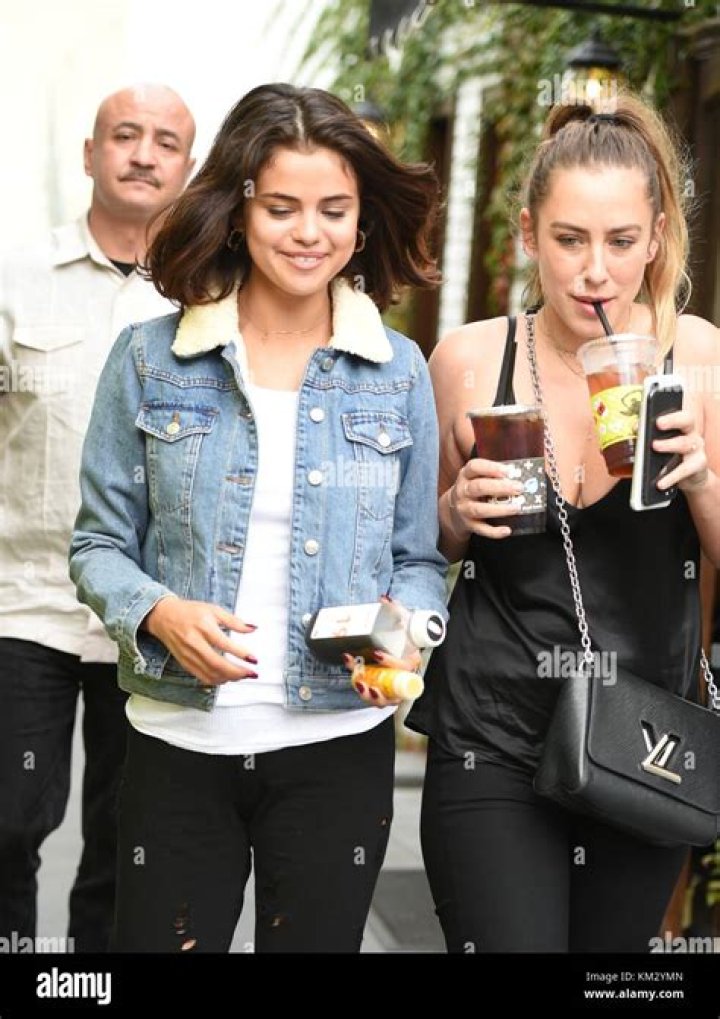 Selena Gomez Spotted Throwing Back A Shot In NYC Hotel Bar After Justin Bieber Confirms Engagement