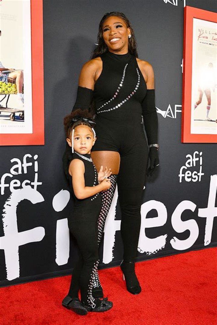 Serena Williams’ Daughter Olympia Called Her Out For Wearing Wig – Hollywood Life