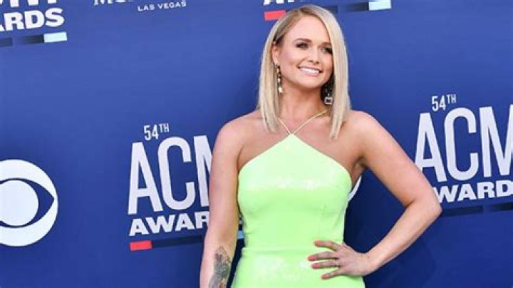Sexiest ACM Awards Dresses Of All-Time — Photos – Hollywood Life