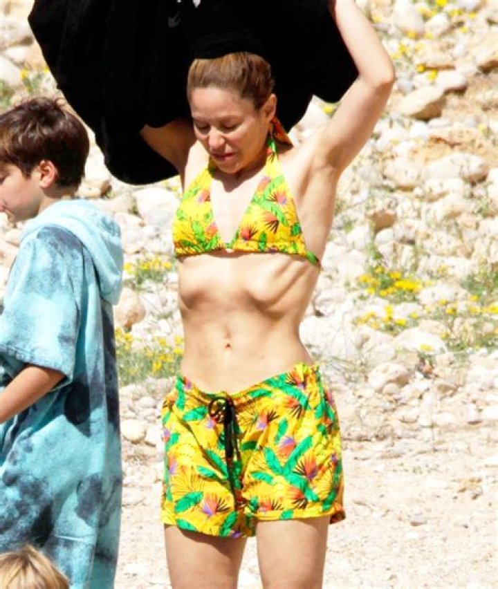 Shakira Rocks Yellow Bikini Top & Matching Shorts With Kids In Ibiza: Photo
