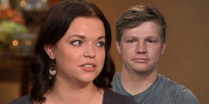 Gabe Brown Calls Out Kody For ‘Ruining Our Family’ – Hollywood Life