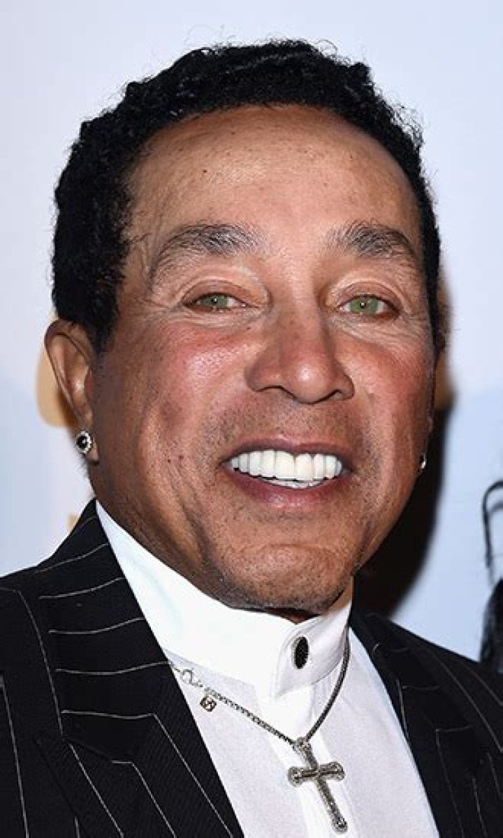 Smokey Robinson Celebrity Profile – Hollywood Life