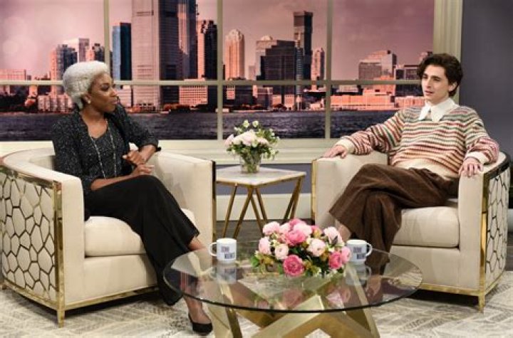 Timothée Chalamet’s ‘Harry Styles’ Has No Idea Who Wendy Williams Is On ‘SNL’s ‘Dionne Warwick Show’