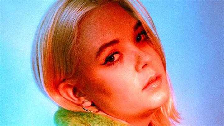 Sofi Vonn Gets Lost In Her Feelings For Her Crush In New Electronic-Pop Dance Song ‘Next To Me’