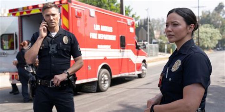 Gemma Leaves, Jax Tells Everyone — Season 7 Episode 11 Recap – Hollywood Life