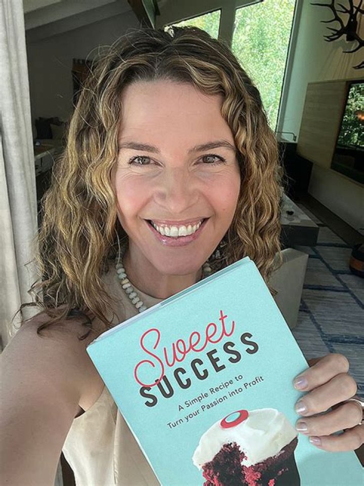 Sprinkles’ Candace Nelson On Advice From Reese Witherspoon: Interview – Hollywood Life