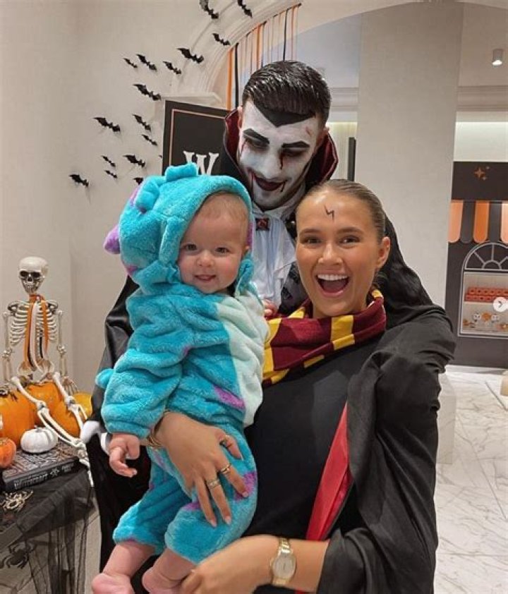 Photos Of Demi Lovato & More Stars – Hollywood Life