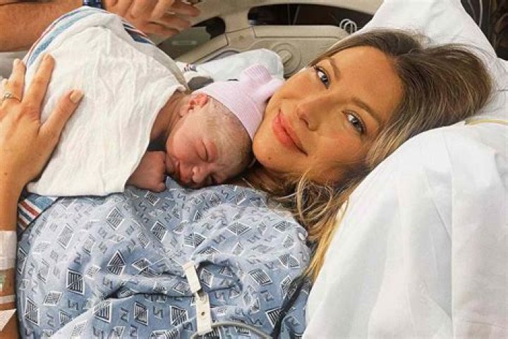Stassi Schroeder Breastfeeds Newborn Daughter Hartford In Sweet New Video: ‘Midnight Milk’