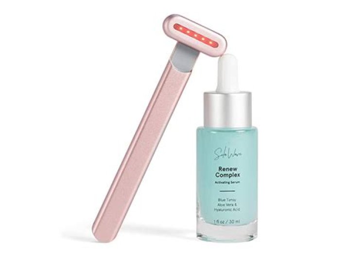 Sydney Sweeney Loves This Magic Skincare Wand & You Can Get Your Own For $20 Off