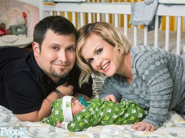 Expecting Third Child With Joe Gnoffo – Hollywood Life