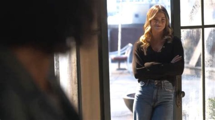 Callie Meets Her Biological Father – Hollywood Life