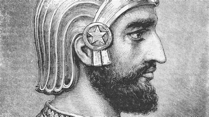 Photos Of Elle Fanning As Catherine The Great – Hollywood Life