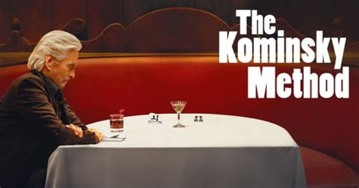 ‘The Kominsky Method’: Sarah Baker Dissects Mindy & Sandy’s Relationship & Reveals Season 2 Romance