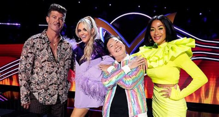 Is Matthew McConaughey The Bride? (Exclusive) – Hollywood Life