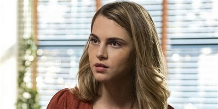 ‘The Orville’s Anne Winters Reveals Challenges Playing Charly – Hollywood Life