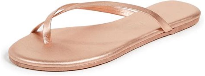 This Is The Celeb-Loved Shoe Of The Summer – Get Yours On Amazon