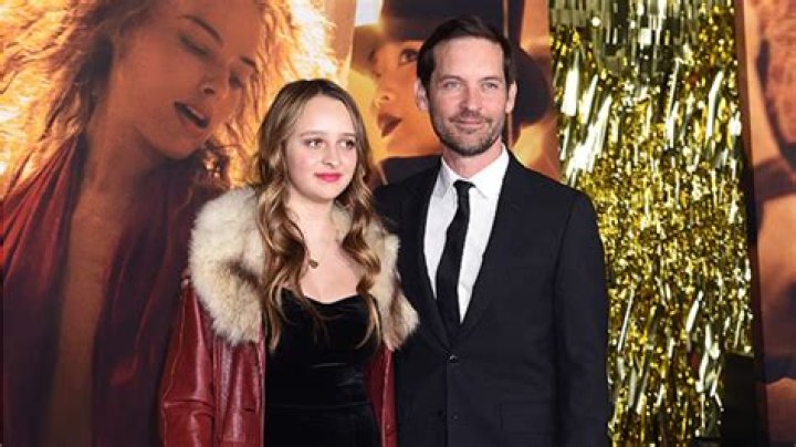 Tobey Maguire’s Daughter Joins Him For ‘Babylon’ Premiere – Hollywood Life