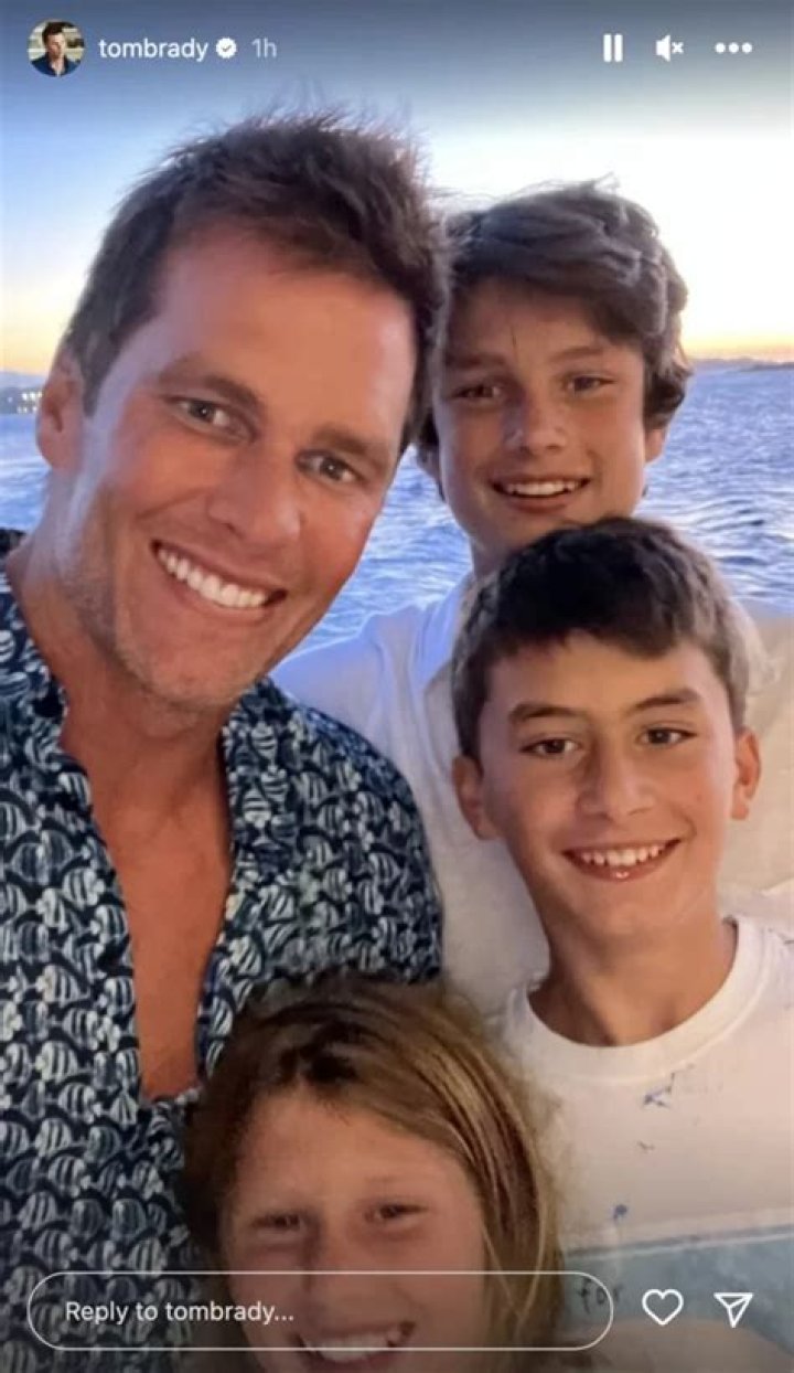 Tom Brady, 43, Hints At A Retirement Date & Says He ‘Owes’ It To His Family For Their ‘Sacrifice’