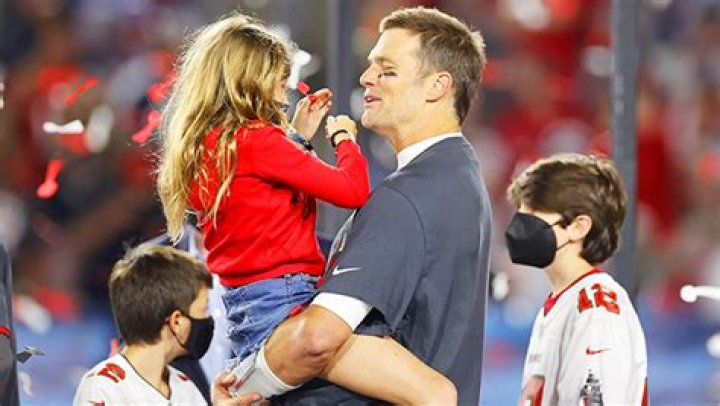 Tom Brady Says He Wants To Be The ‘Best Dad’ Ahead Of Holidays As A Newly Single Parent