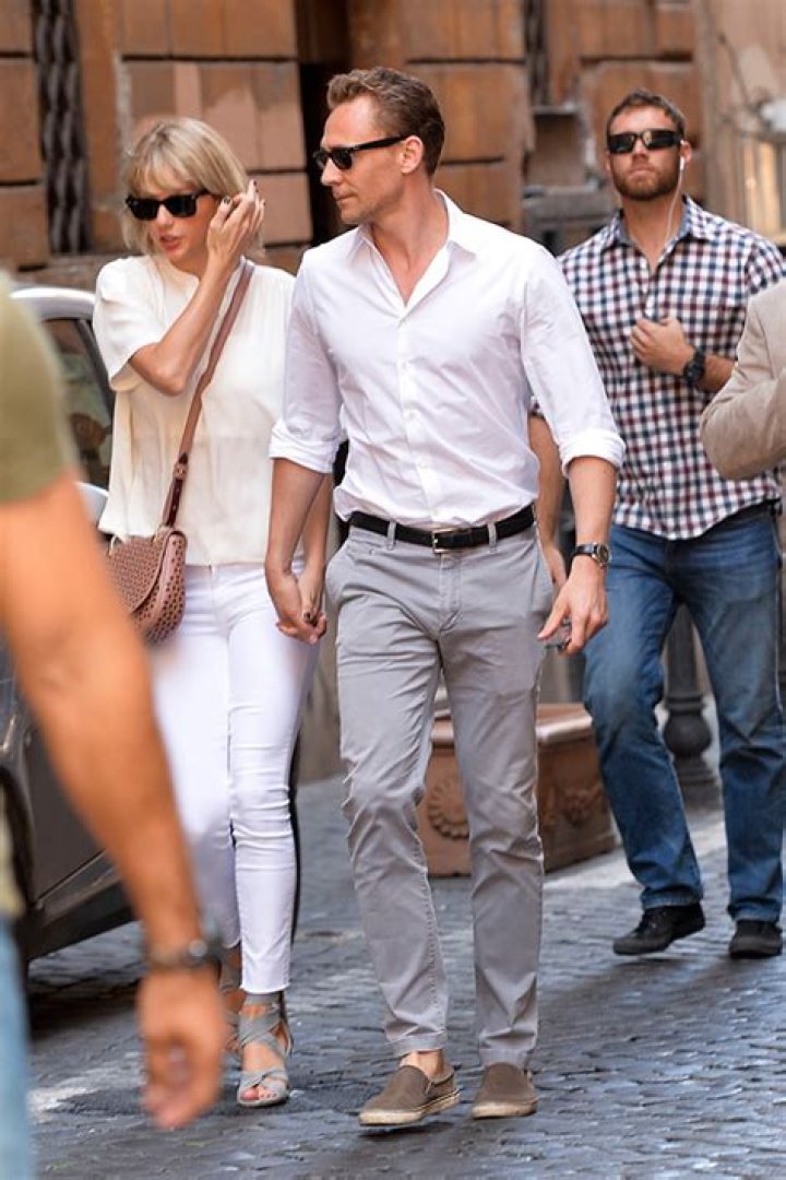 Telling Friends He Wants It – Hollywood Life