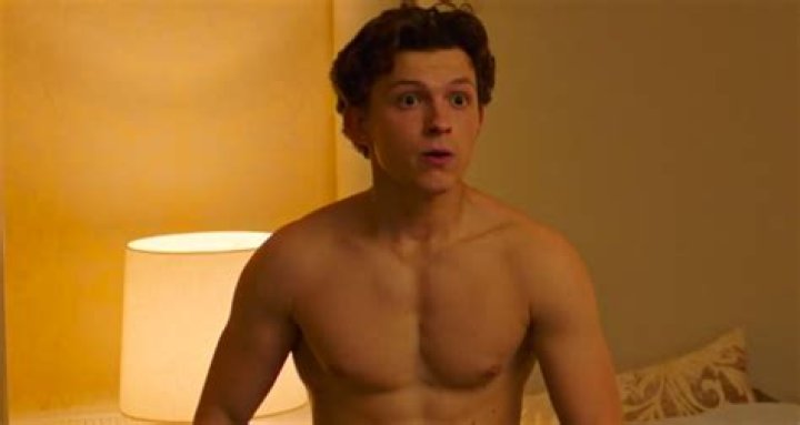 Tom Holland Goes Shirtless & Looks Very Spider-Man For Boxing Workout With Friend — Photo