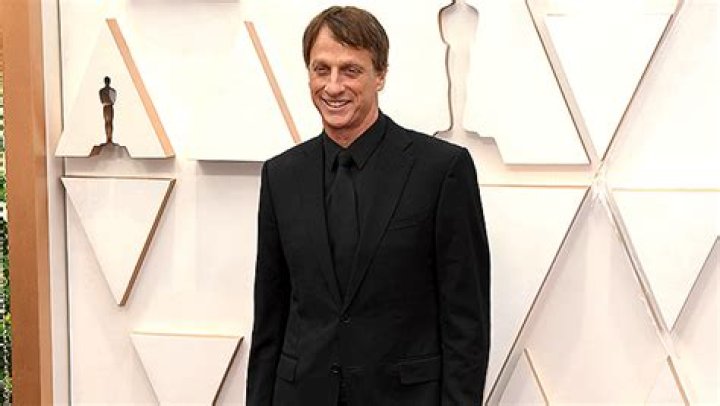 Tony Hawk Shares Story About Not Being Recognized During COVID-19 Test – Hollywood Life