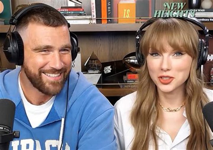 Travis Kelce Hints at Christmas Plans Amid Romance With Taylor Swift – Hollywood Life