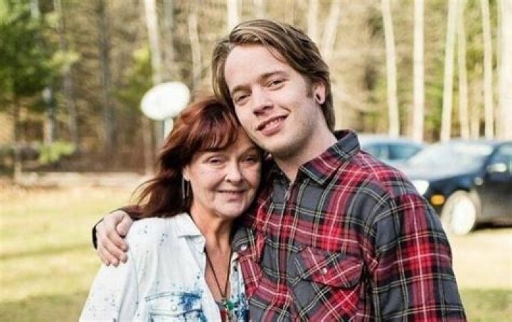 How Andrea Passed Away – Hollywood Life