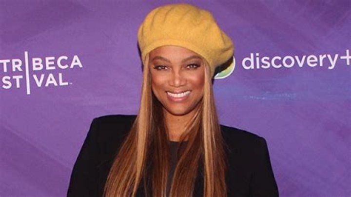 Tyra Banks Celebrates Her 50th Birthday With New Makeup-Free Photos – Hollywood Life
