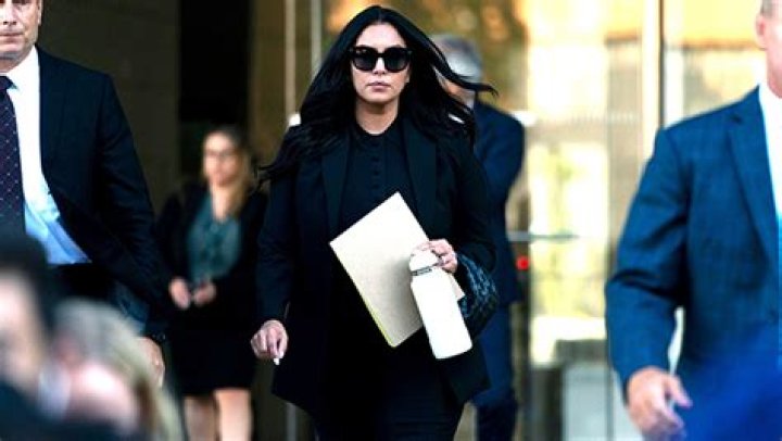 Vanessa Bryant Tearfully Testifies How She Learned Of Kobe & Gianna’s Deaths In Helicopter Crash