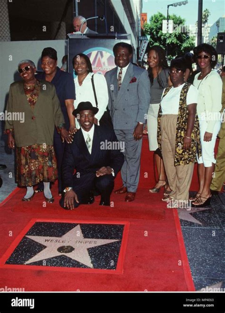 See Photos Of The Actor With His Wife – Hollywood Life