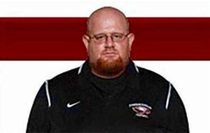 Who Is Aaron Feis? 5 Things To Know About Florida Shooting Victim – Hollywood Life