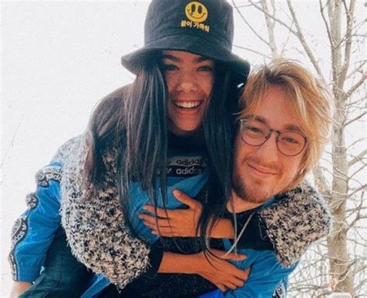 Who Is Antonia Gentry? 5 Things About ‘Ginny & Georgia’ Star – Hollywood Life