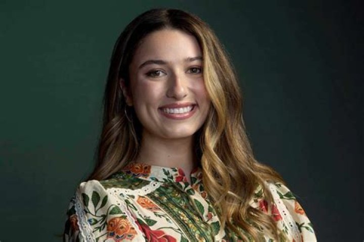 Who Is Bella Robertson? — 5 Things About Engaged ‘Duck Dynasty’ Star – Hollywood Life