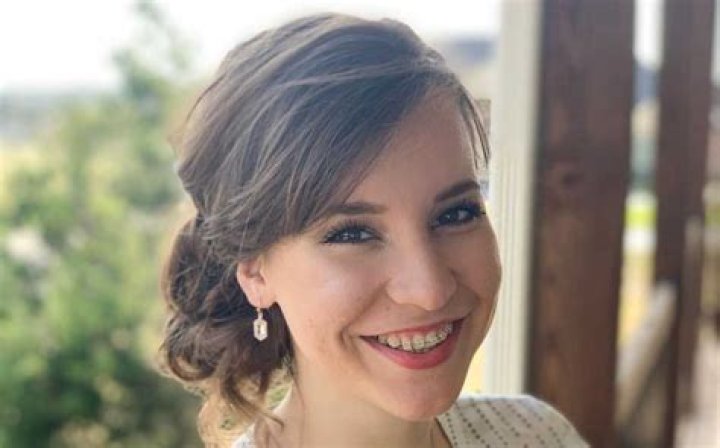 Who Is Claire Spivey? Justin Duggar, 17, Announces They’re Engaged – Hollywood Life