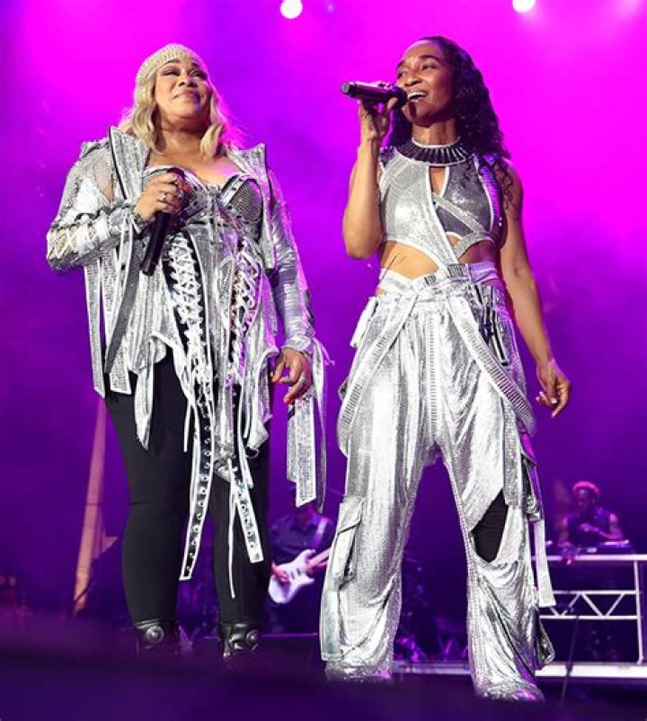 Who Is Crystal Jones? Facts About Original TLC Member – Hollywood Life