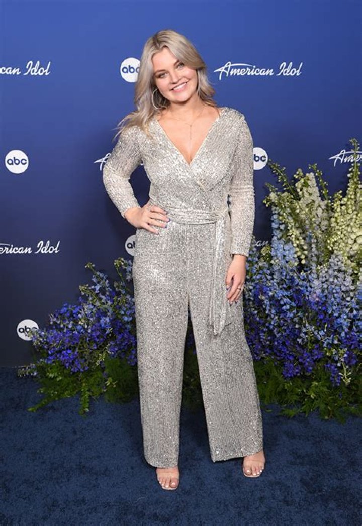 Who Is Emyrson Flora? Facts About ‘American Idol’ Contestant – Hollywood Life