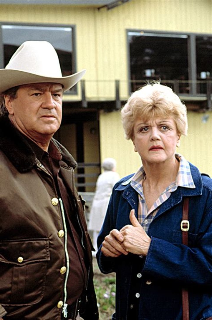 Facts About Angela Lansbury’s Costar Dead At 86 – Hollywood Life