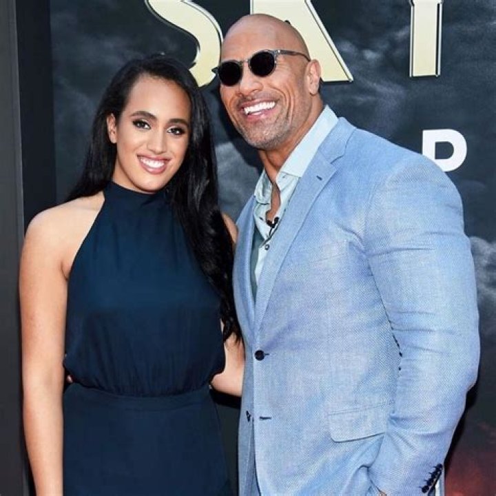 5 Things About ‘The Rock’s Daughter Who Made WWE Debut – Hollywood Life