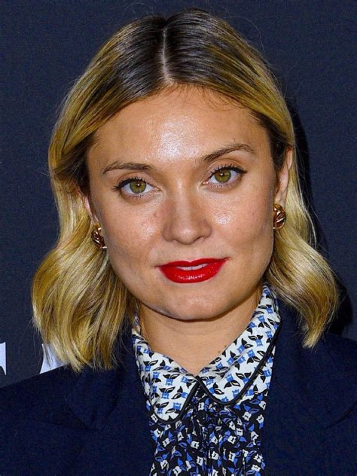 Spencer Grammer: 5 Things To Know About Actress Slashed At New York City Bar
